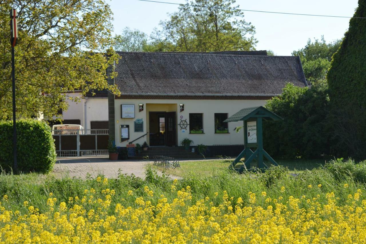 Gaststaette "Zum Faehrmann" Hotel Walternienburg Exterior photo